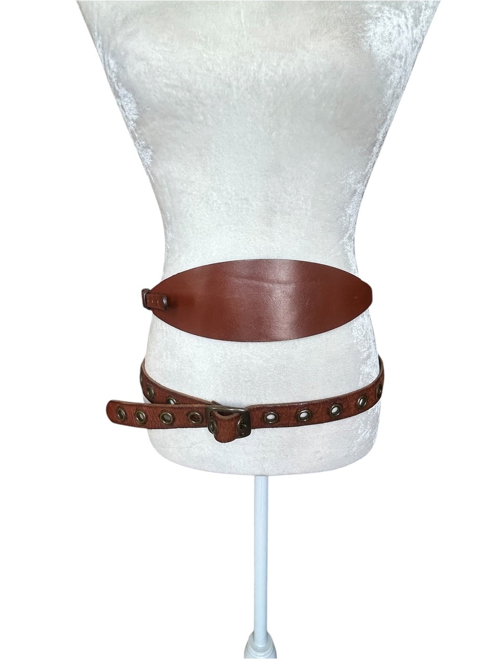 American Eagle Outfitters Brown Leather Grommet Belt unisex